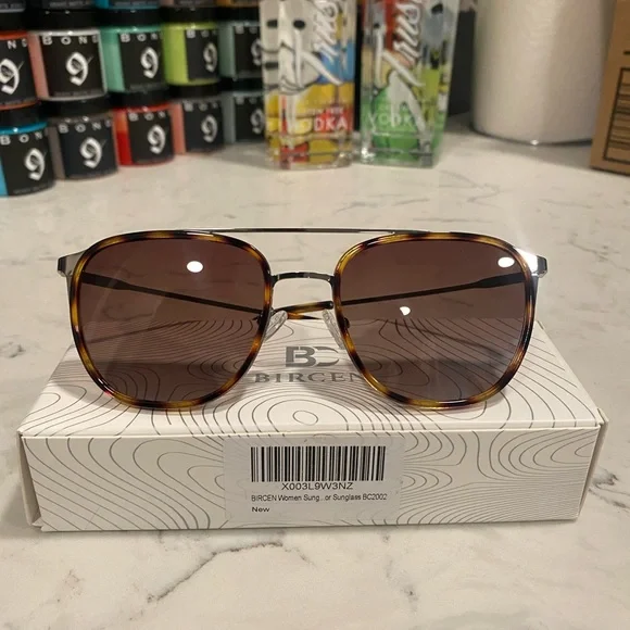 Bircen Sunglasses FULL inclusion - Picture 3 of 7